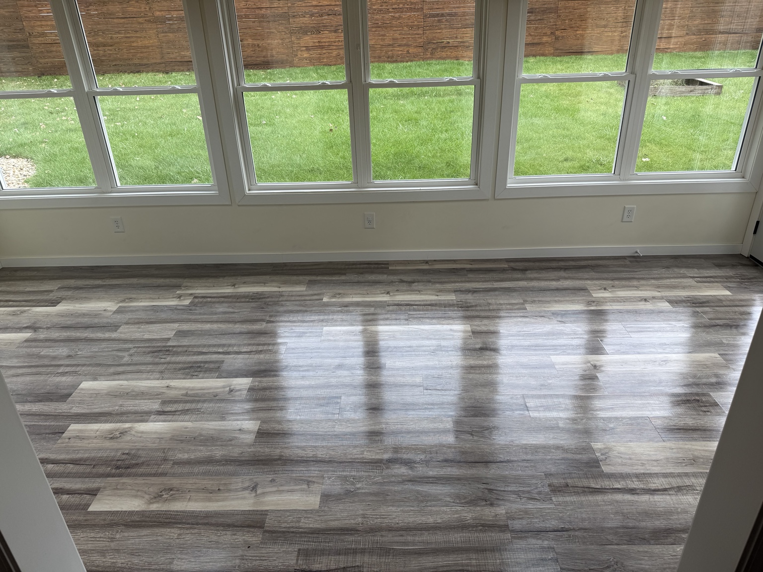 Clean interior windows